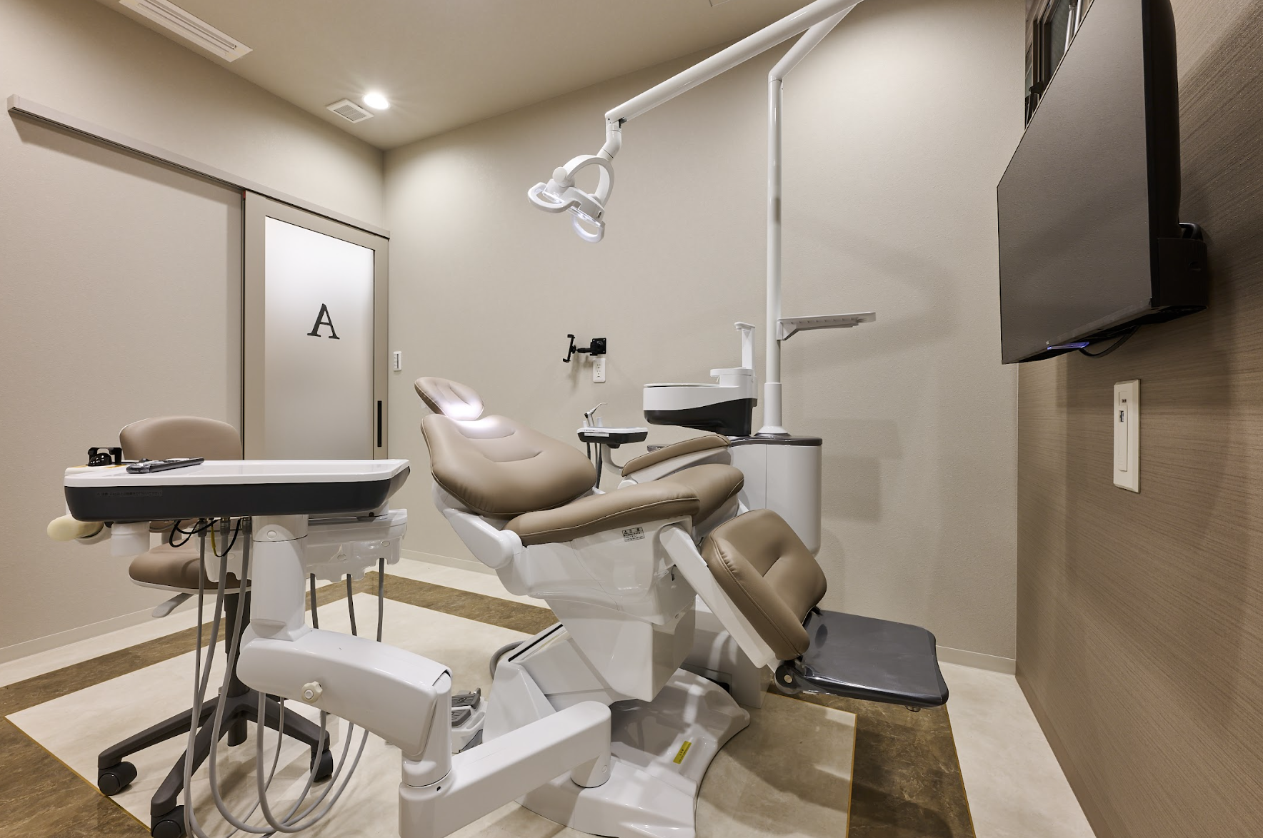 痛みを最小限に抑える「4つの麻酔ステップ」